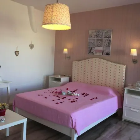 Paros Romantic Retreats-a Step Away From The Beach *