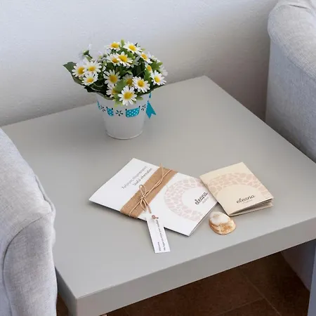 Paros Romantic Retreats-a Step Away From The Beach Mini-hôtel Ambelas