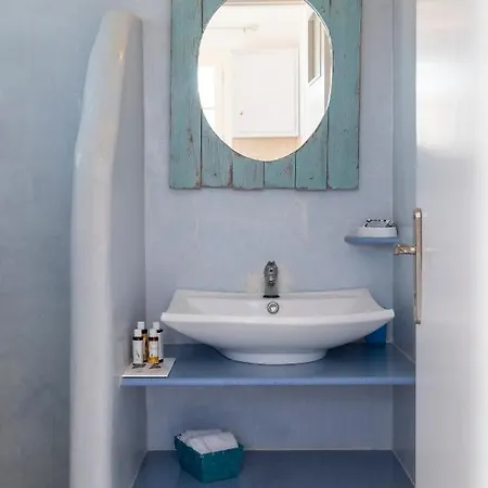 Paros Romantic Retreats-a Step Away From The Beach Mini-hôtel