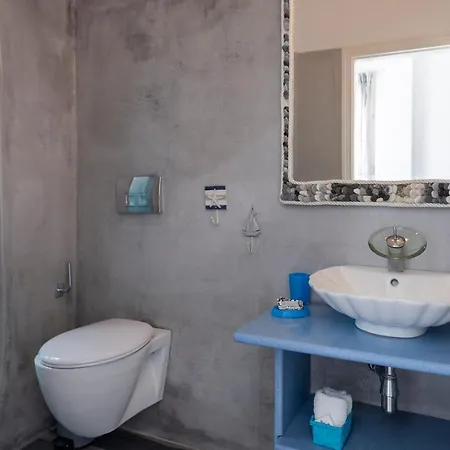 Paros Romantic Retreats-a Step Away From The Beach Mini-hôtel