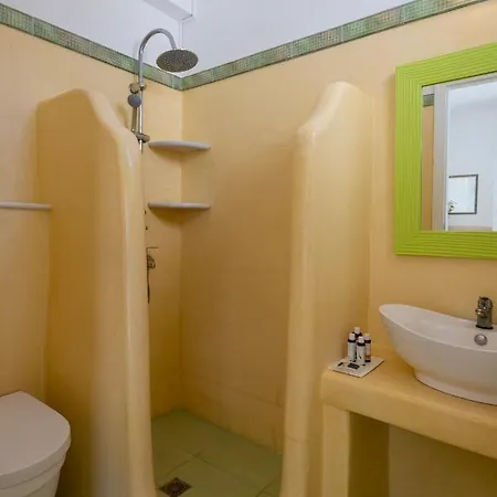Paros Romantic Retreats-a Step Away From The Beach Mini-hôtel