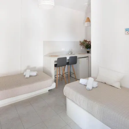 Gasthof Paros Romantic Retreats-a Step Away From The Beach Ampelas