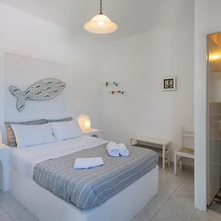 Paros Romantic Retreats-a Step Away From The Beach Gasthof